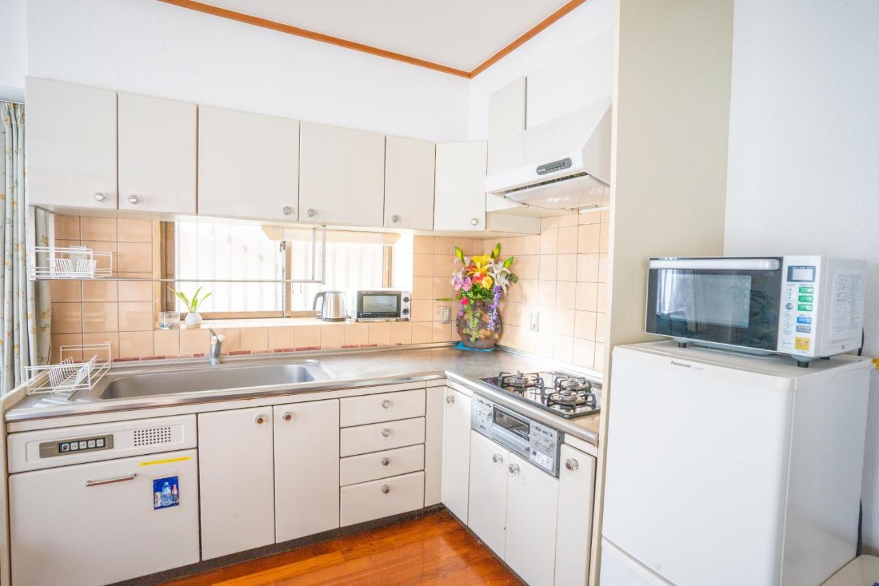 Ferienwohnung スマイルハイツ Naha Exterior foto